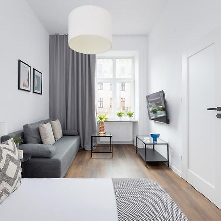 2-Bedroom Apartment - Dluga 65 Street คราคูฟ ภายนอก รูปภาพ