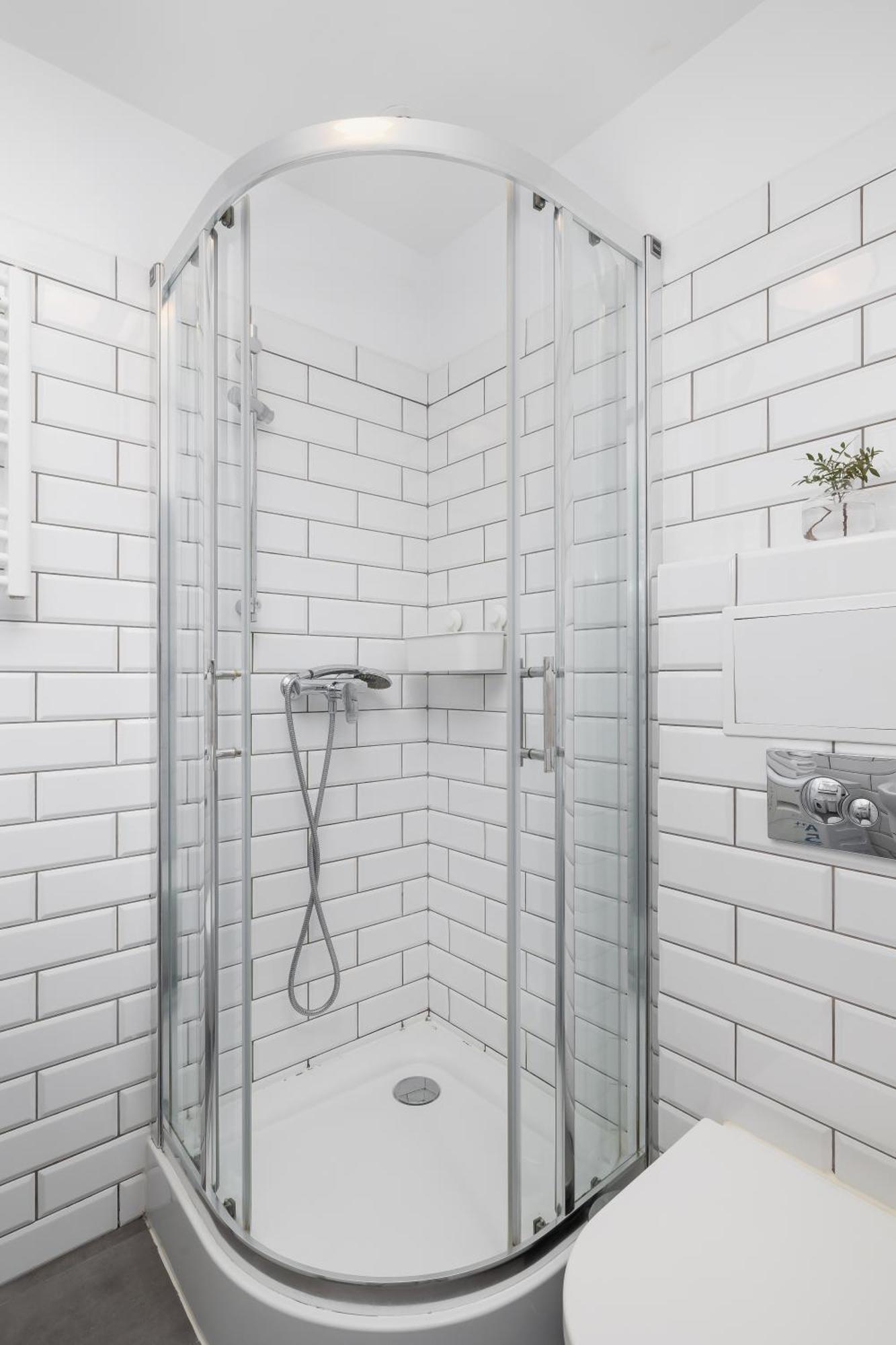 2-Bedroom Apartment - Dluga 65 Street คราคูฟ ภายนอก รูปภาพ